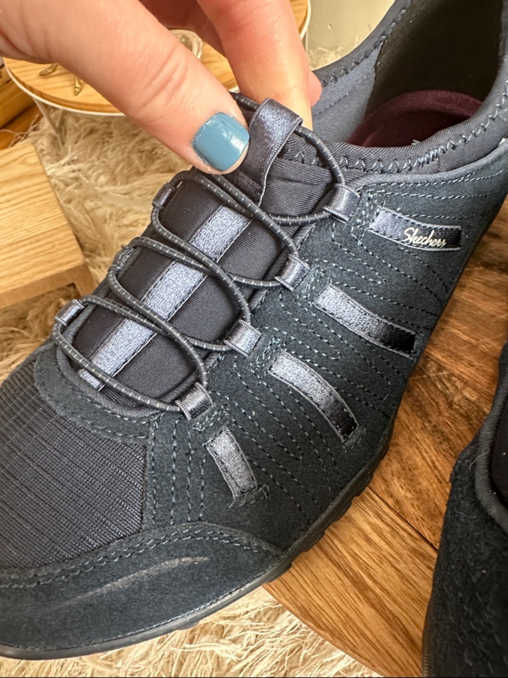 Skechers Wms Relaxed Fit
Memory‎ Foam Sneakers 22478 Navy 
Size 9 New W/O Box - Picture 13 of 15